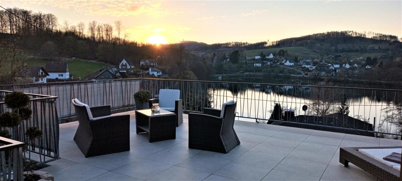 Seeblick-Ferienwohnung Im "Ferienhaus Agger-Blick" Mit Traumhafter Sonnen-Terrasse, Sauna, E-Kamin & Kajak Gummersbach Exterior photo
